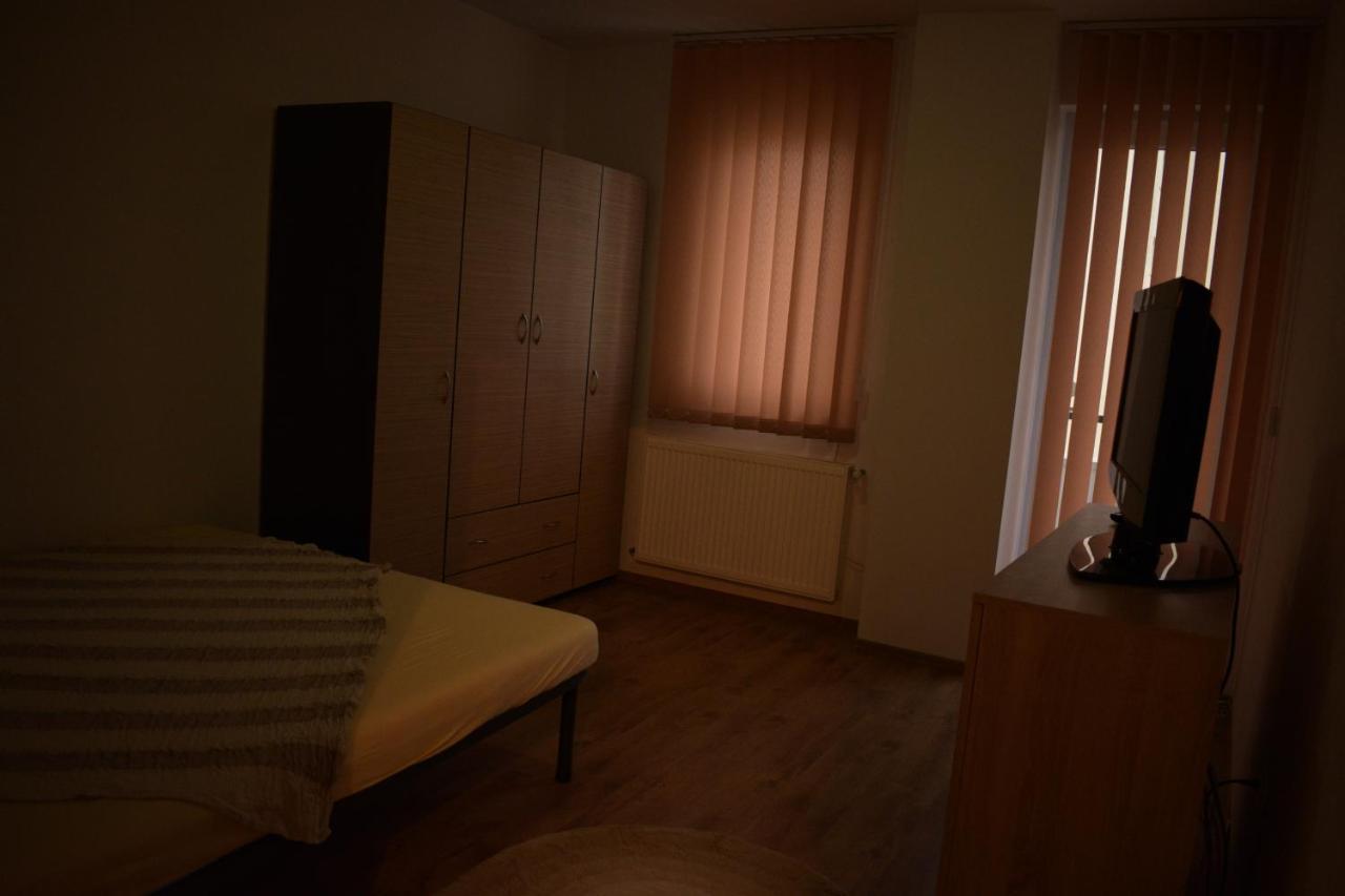 Apartament Alexandru Apartment ซีบิว ภายนอก รูปภาพ