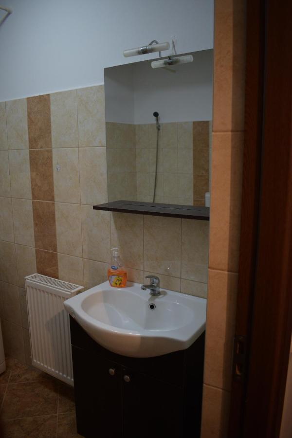 Apartament Alexandru Apartment ซีบิว ภายนอก รูปภาพ
